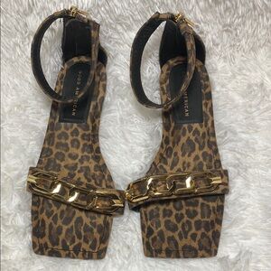 Good American Square Top Leopard Print Sandals with Chain Detail